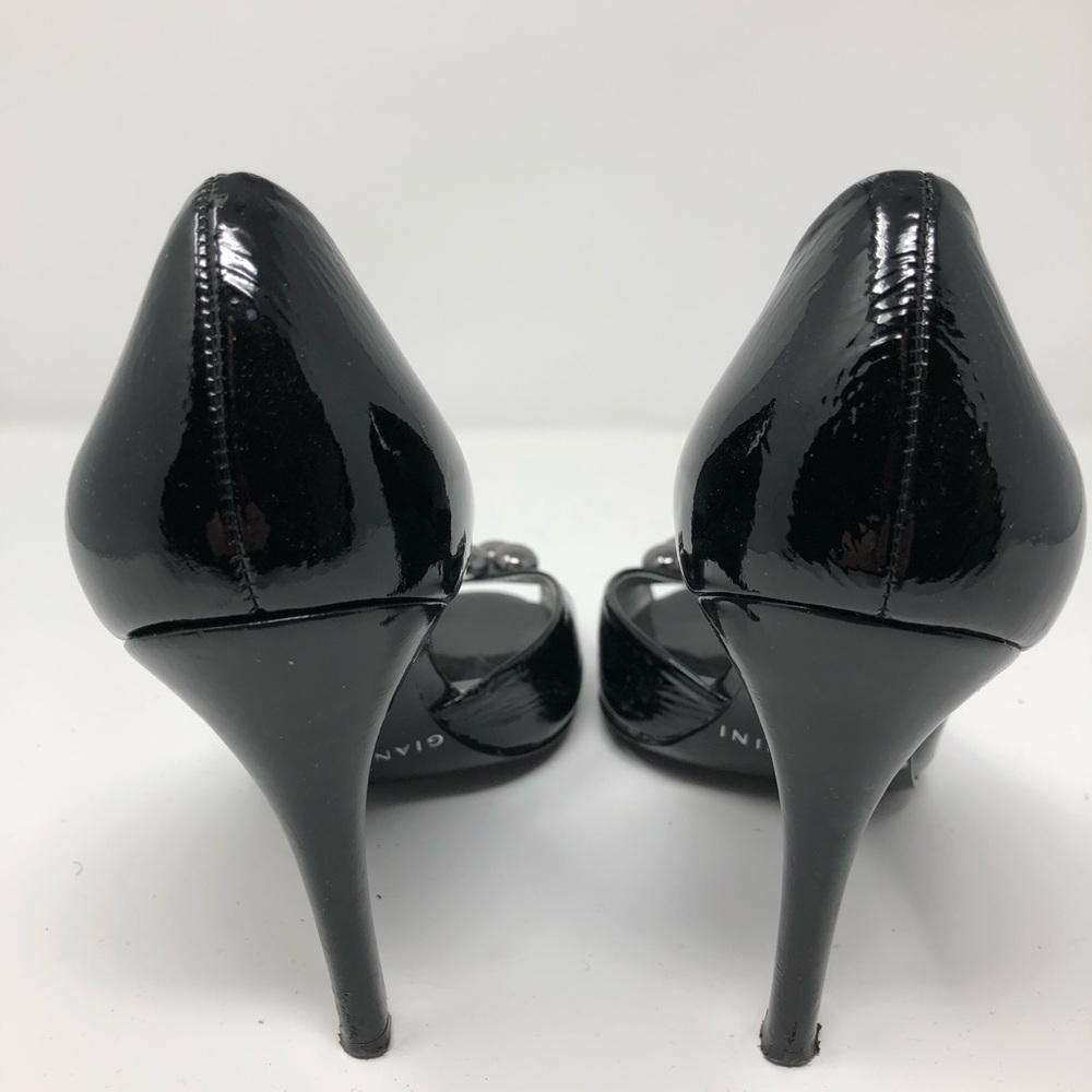 Shoes - Picture 4 of 4